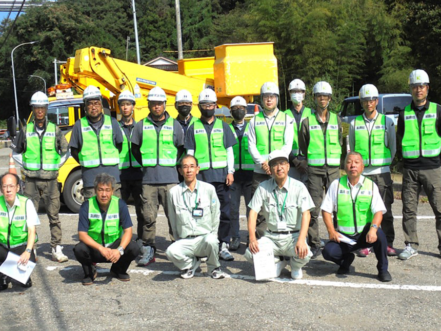道路環境美化ボランティアに参加